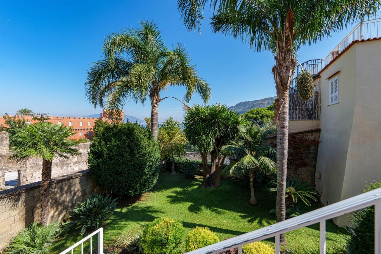 ויקו אקוונסה Mary'S Guest House מראה חיצוני תמונה